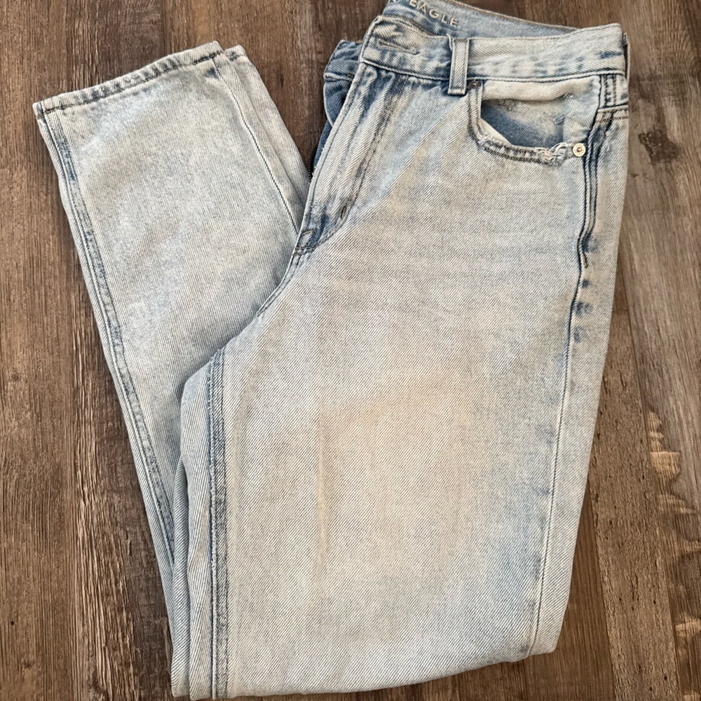American Eagle High Waisted Jeans